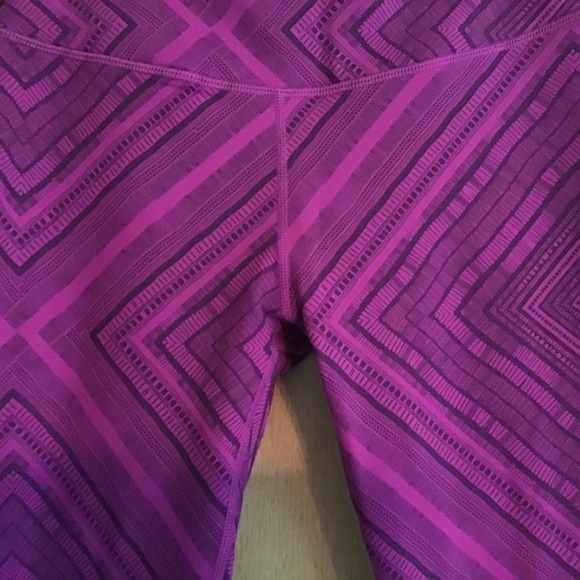 Fablectics XS crop leggings - Picture 2 of 5